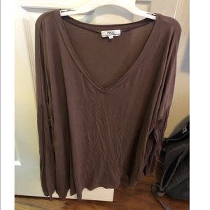 Omg sleeved brown Piko top